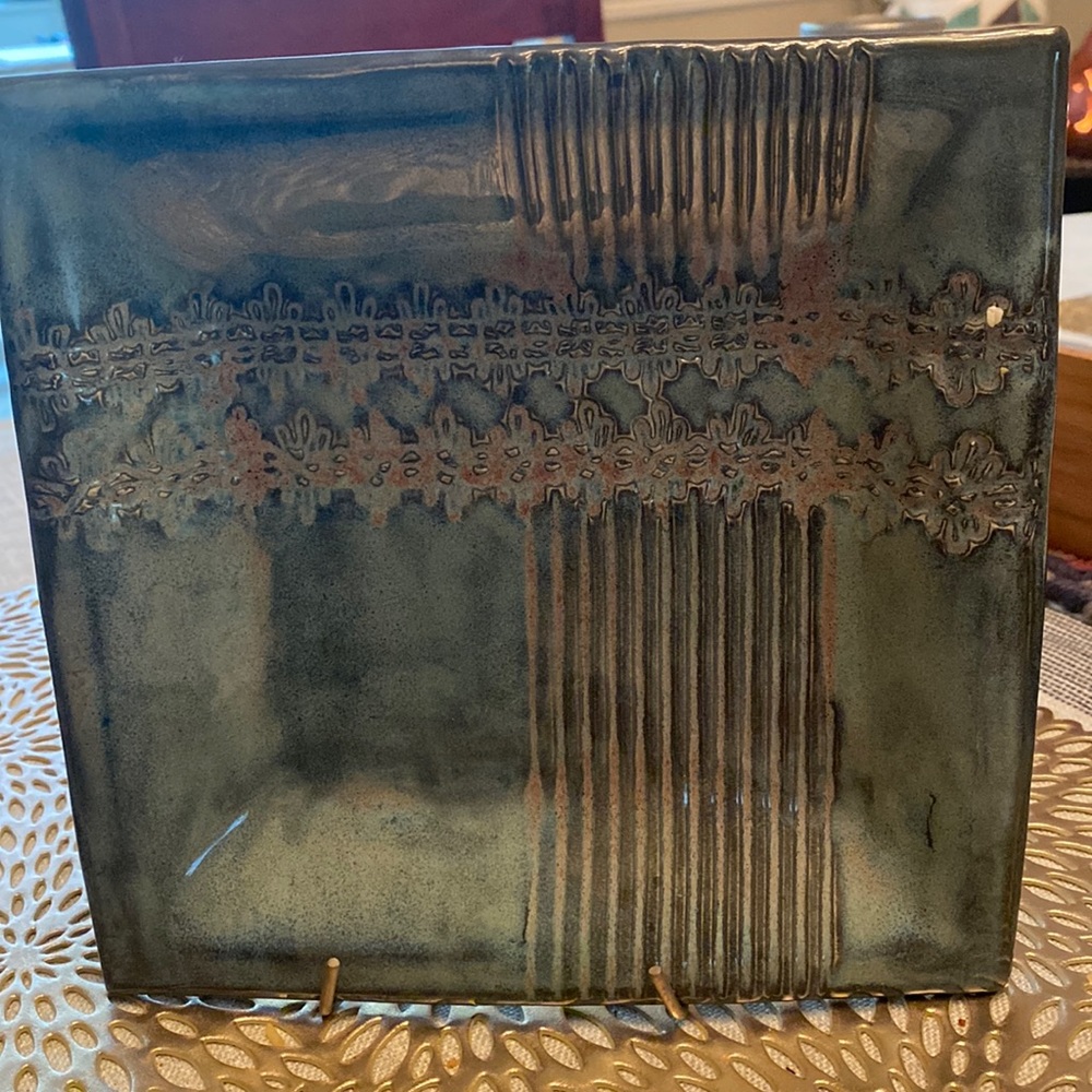 Small serving platter